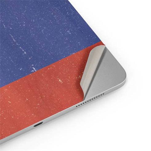Colombia Flag Distressed iPad Pro 13in M4 (2024) Skin